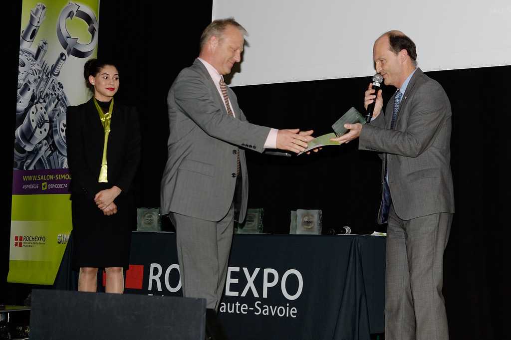 Savoie Transmissions fabricant machine spéciale trophée Simodec 2016